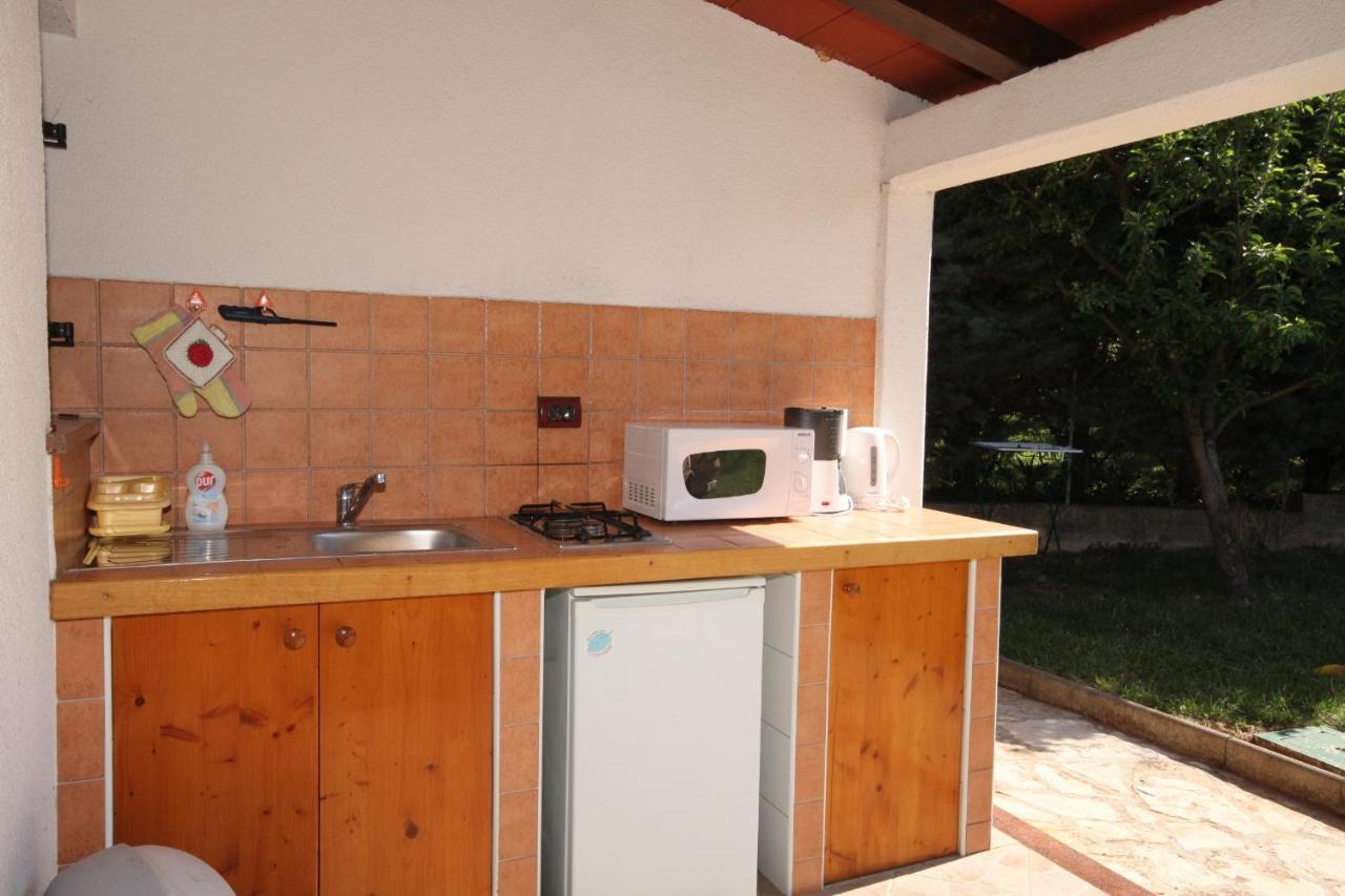 Apartments With A Parking Space Umag - 7666 Bagian luar foto
